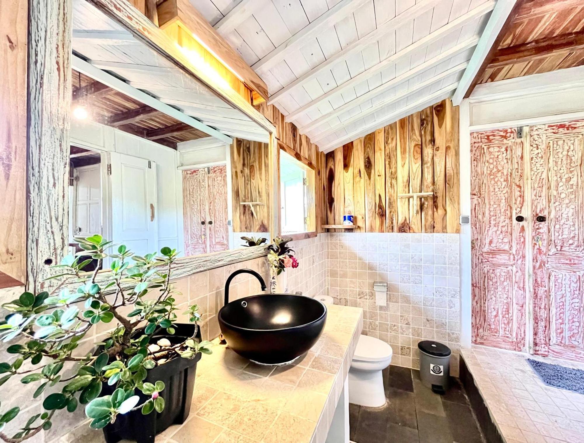 Pondok Is Oke Villa Scenic View Banyuwangi  Extérieur photo