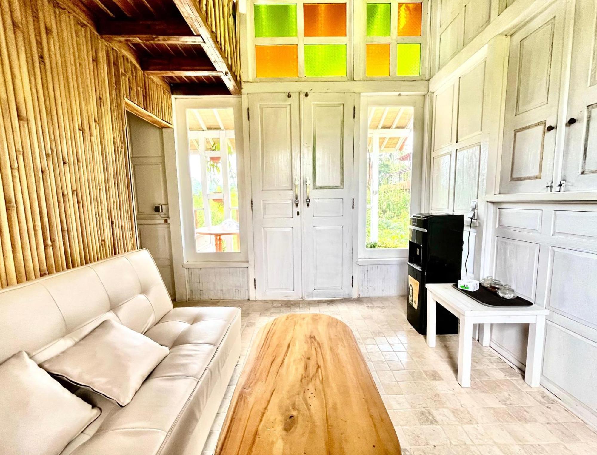 Pondok Is Oke Villa Scenic View Banyuwangi  Extérieur photo
